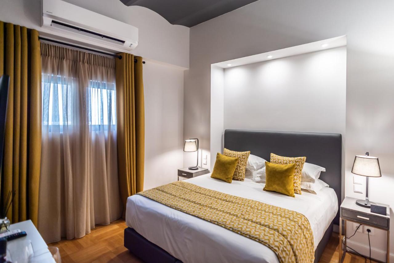 33Solonossuites أثينا المظهر الخارجي الصورة